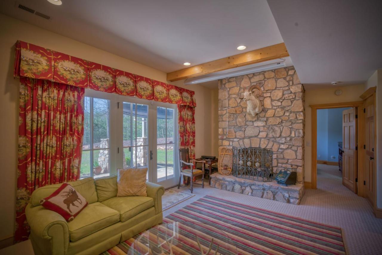 Mountain Dream Luxury Cottage With Fireplace
