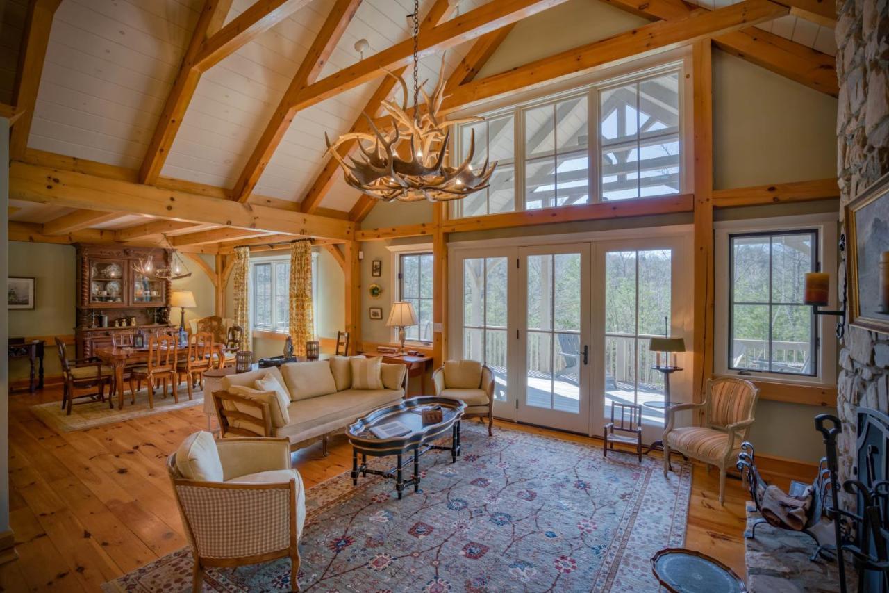 Mountain Dream Luxury Cottage With Fireplace